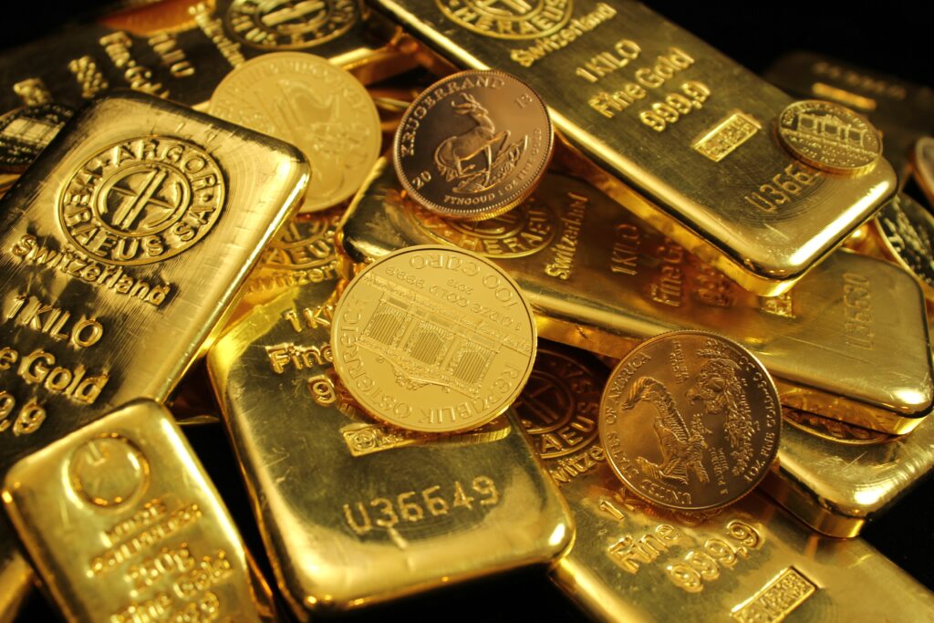 gold investment company fees